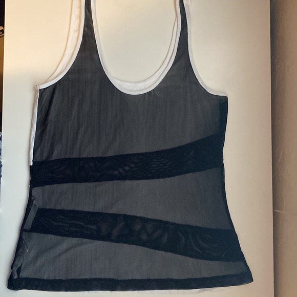 Fabletics tank - Picture 2 of 3